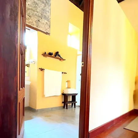 Caletn Chico - Charming In Garachico, Tenerife - Perfect Retreat ファームステイ ガラチコ